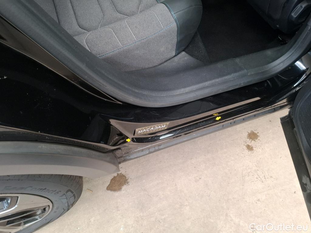  Citroen  C4 CITROEN  X / 2022 / 4P / Berline PureTech 130 S&S EAT8 Feel Pack #52