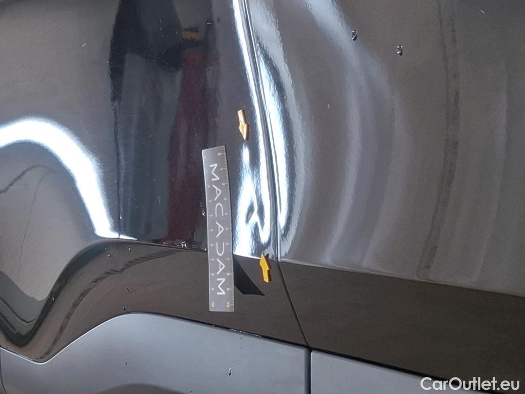  Citroen  C4 CITROEN  X / 2022 / 4P / Berline PureTech 130 S&S EAT8 Feel Pack #9