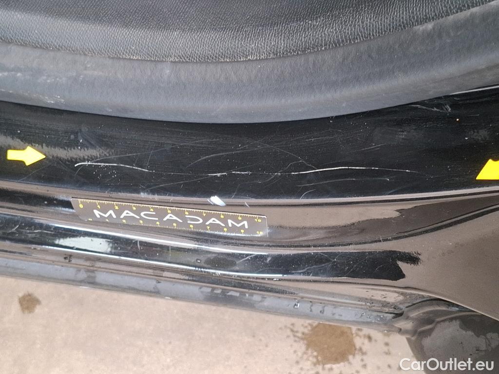  Citroen  C4 CITROEN  X / 2022 / 4P / Berline PureTech 130 S&S EAT8 Feel Pack #49