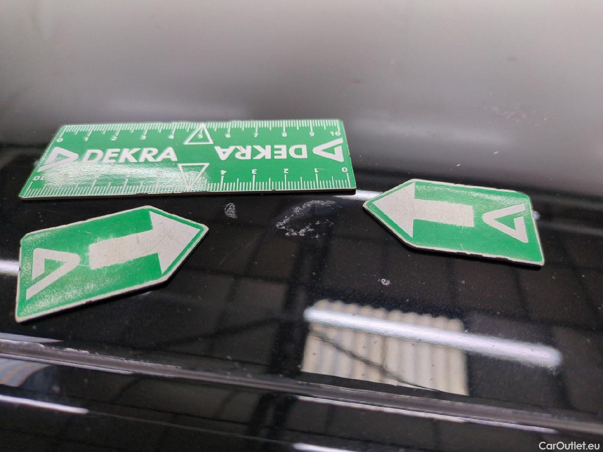  Citroen  C4 CITROEN  X / 2022 / 4P / Berline PureTech 130 S&S EAT8 Feel Pack #11