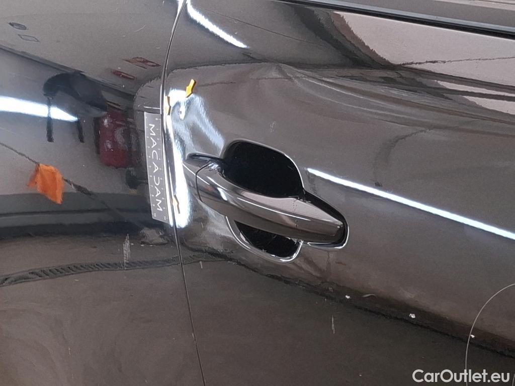  Citroen  C4 CITROEN  X / 2022 / 4P / Berline PureTech 130 S&S EAT8 Feel Pack #2