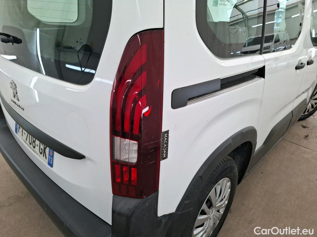  Peugeot  RIFTER  Active L1 1.2 PureTech 110 CV #23