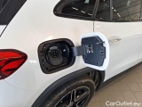 Mercedes  GLA MERCEDES-BENZ  / 2020 / 5P / CROSSOVER  250 AUTOMATIC EQ-POWER PREMIUM #41