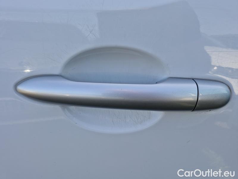  Renault  Kangoo  2 (2008)  1.5BdCi 95 Zen 5d #28