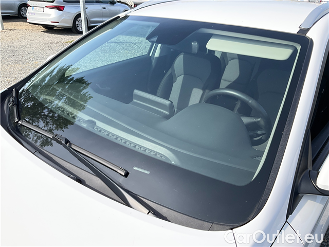  Hyundai  i30  kom.1.0TGDI Family Comf #12