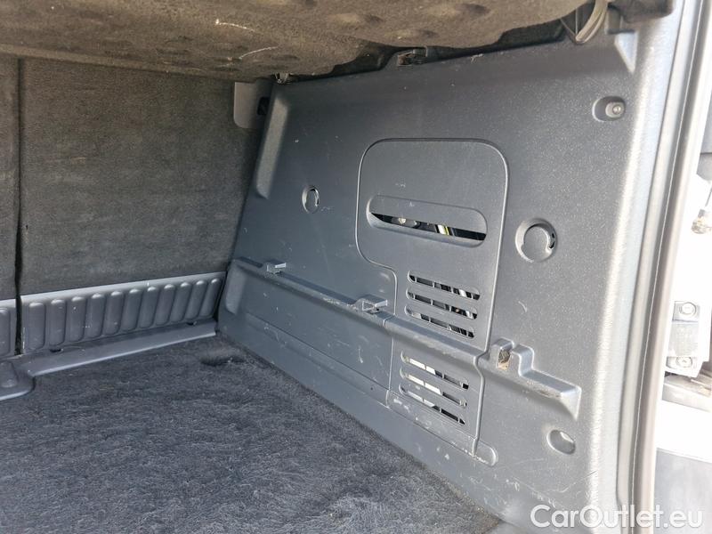  Renault  Kangoo  2 (2008)  1.5BdCi 95 Zen 5d #20