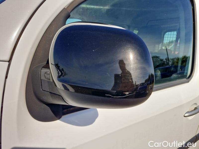  Renault  Kangoo  2 (2008)  1.5BdCi 95 Zen 5d #4