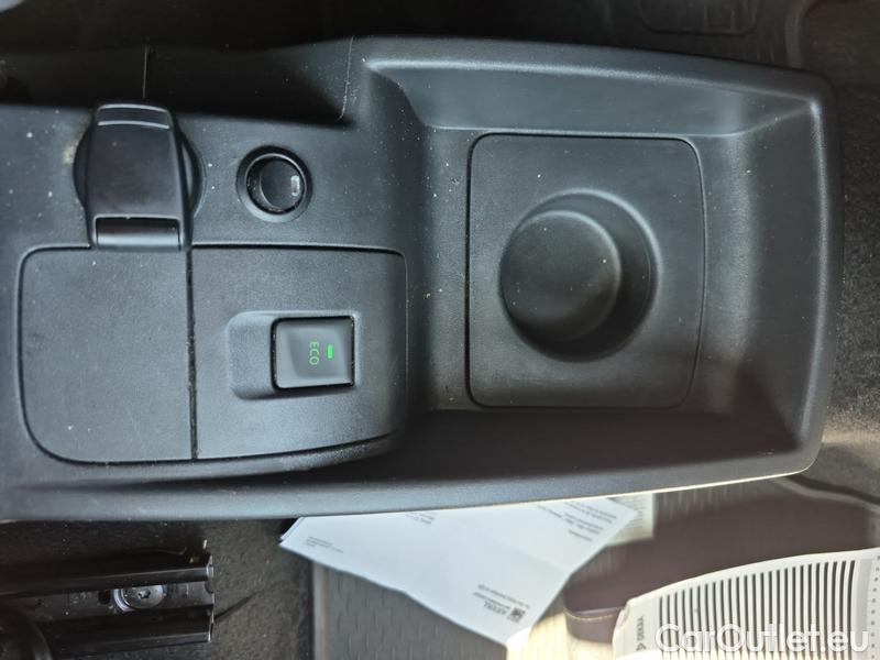  Renault  Kangoo  2 (2008)  1.5BdCi 95 Zen 5d #15