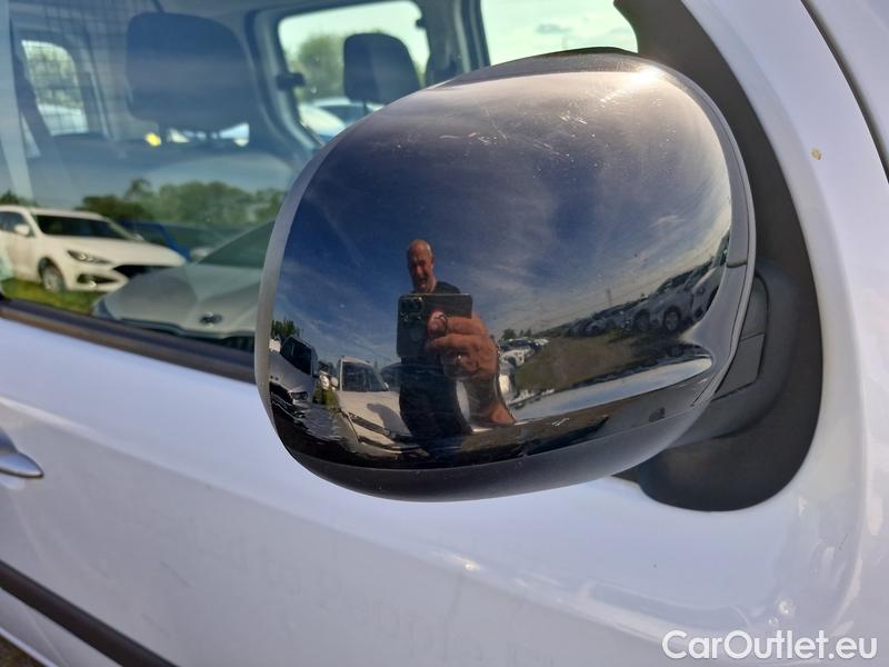 Renault  Kangoo  2 (2008)  1.5BdCi 95 Zen 5d #30
