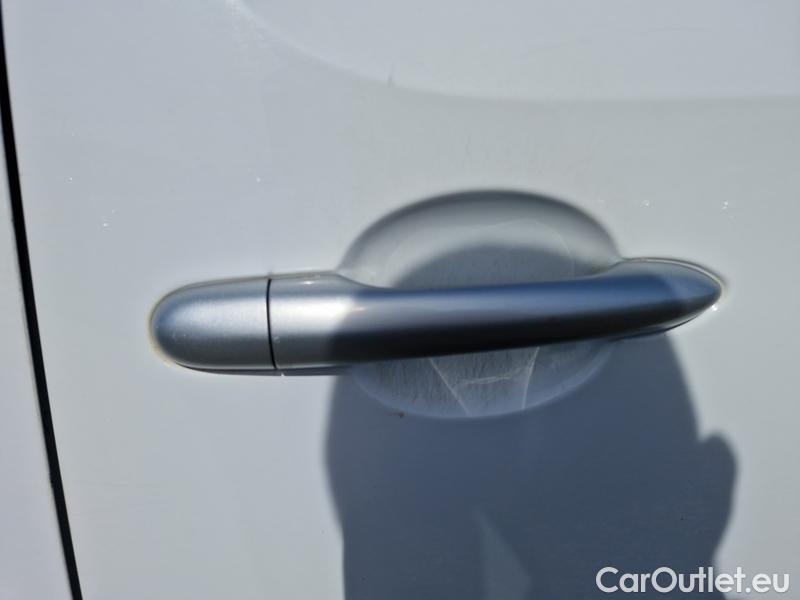  Renault  Kangoo  2 (2008)  1.5BdCi 95 Zen 5d #13