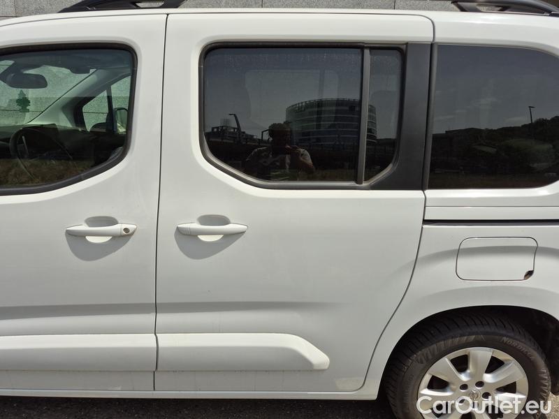  Opel  Combo  Life (E)  (2018) Com.L.1.5D 96 Elegance Plus 5d #5