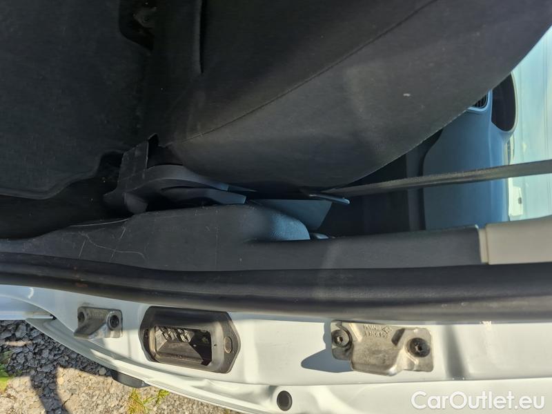  Renault  Kangoo  2 (2008)  1.5BdCi 95 Zen 5d #10