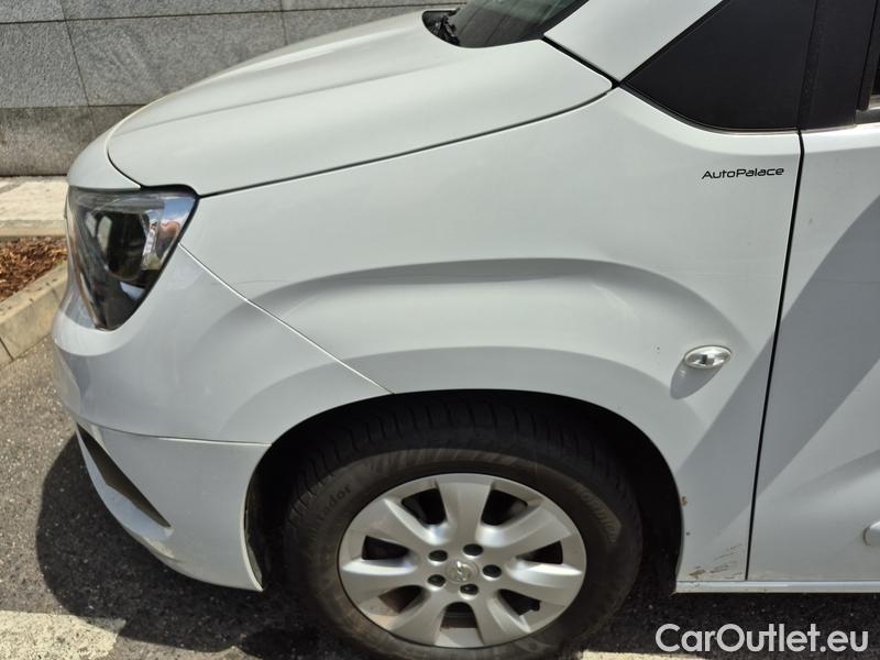  Opel  Combo  Life (E)  (2018) Com.L.1.5D 96 Elegance Plus 5d #3