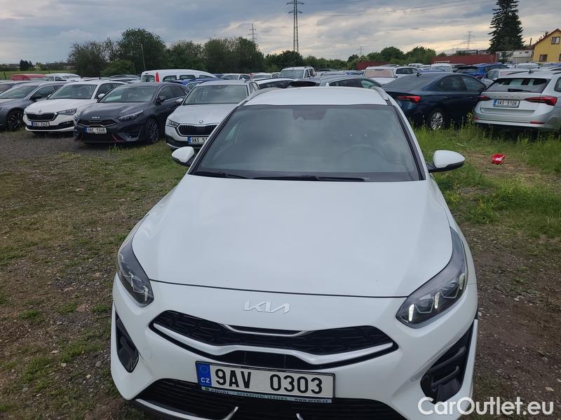 KIA  Cee'd Ceed  (CD) (2018->) Ceed SW 1.5TGDI 118 GT Line AT #14