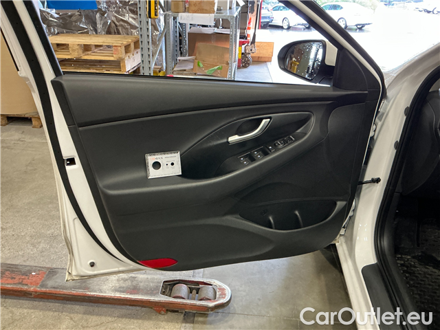  Hyundai  i30  kom.1.0TGDI Family Comf #5