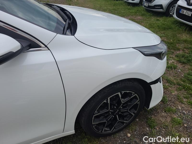  KIA  Cee'd Ceed  (CD) (2018->) Ceed SW 1.5TGDI 118 GT Line AT #19