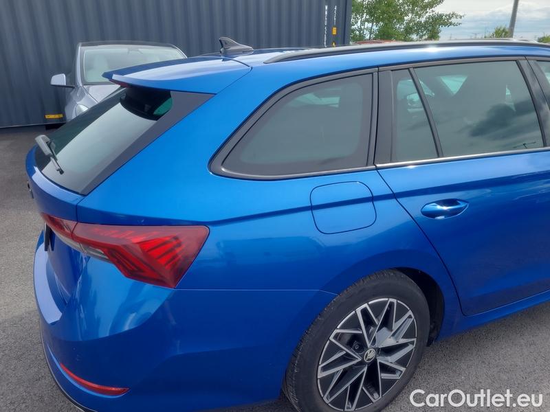  Skoda  Octavia  Combi (NX3)(2020) Oct.C.2.0TDI 110 Sportline  AT #13