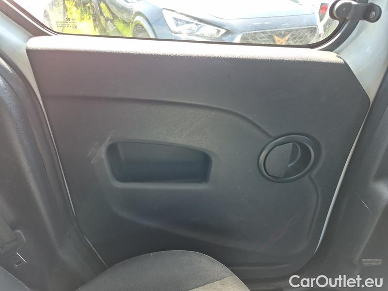  Renault  Kangoo  2 (2008)  1.5BdCi 95 Zen 5d #22