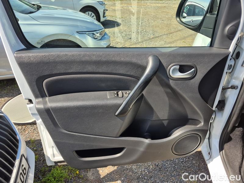  Renault  Kangoo  2 (2008)  1.5BdCi 95 Zen 5d #5