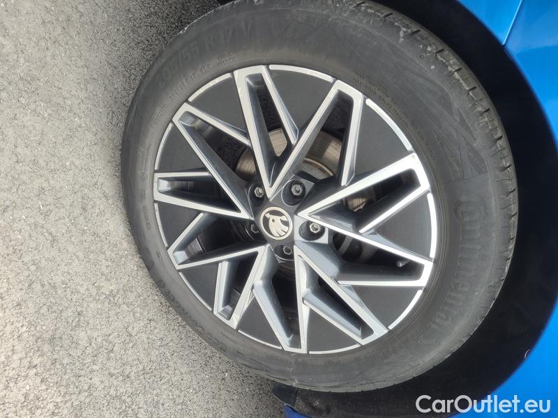  Skoda  Octavia  Combi (NX3)(2020) Oct.C.2.0TDI 110 Sportline  AT #14
