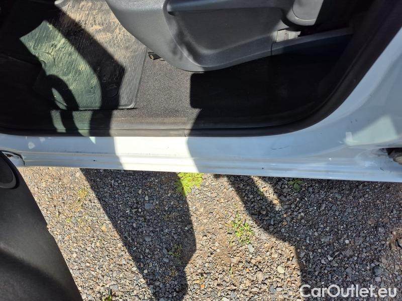  Renault  Kangoo  2 (2008)  1.5BdCi 95 Zen 5d #4