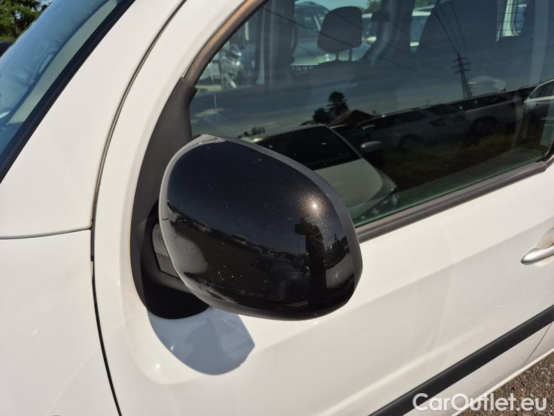  Renault  Kangoo  2 (2008)  1.5BdCi 95 Zen 5d #27