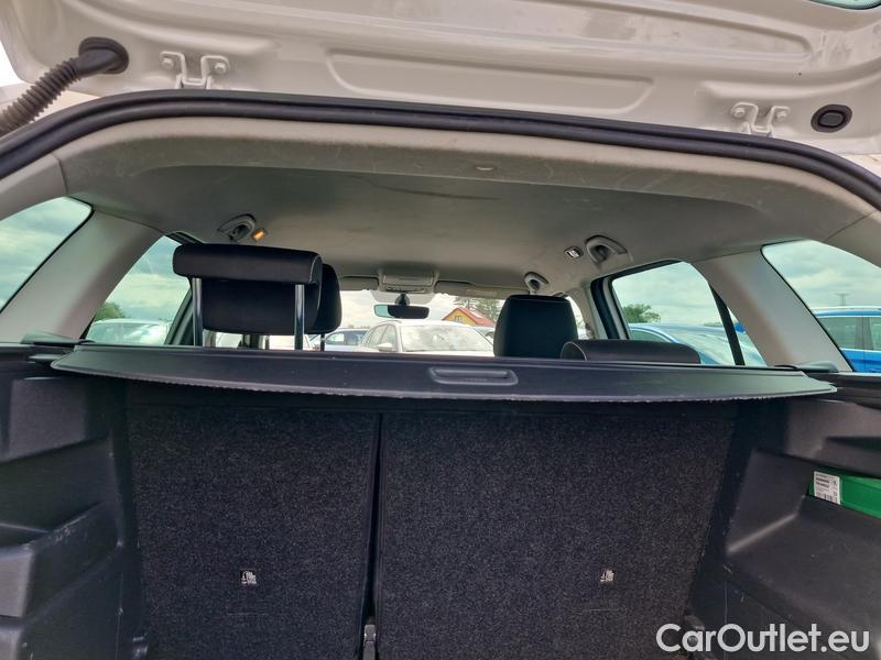  Skoda  Fabia  Combi (2015) Com.1.0TSI 70 Ambition 5d #29