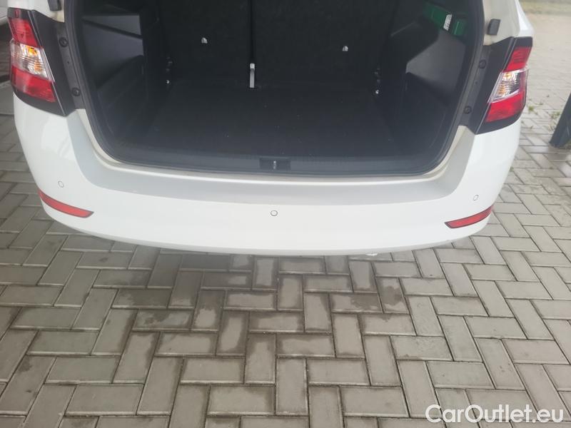  Skoda  Fabia  Combi (2015)  Com 1.0TSI 81 Ambition #12