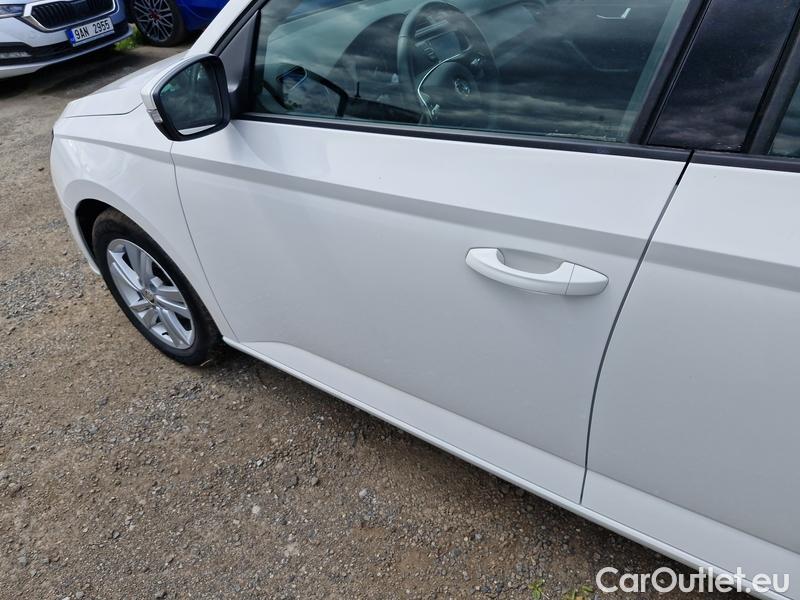  Skoda  Fabia  Combi (2015) Com.1.0TSI 70 Ambition 5d #17