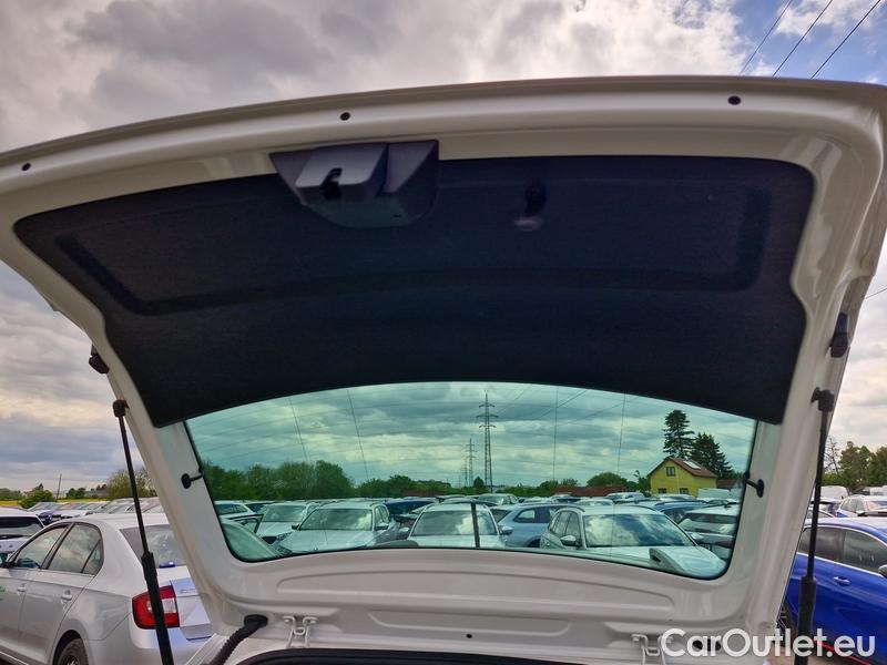  Skoda  Fabia  Combi (2015) Com.1.0TSI 70 Ambition 5d #6
