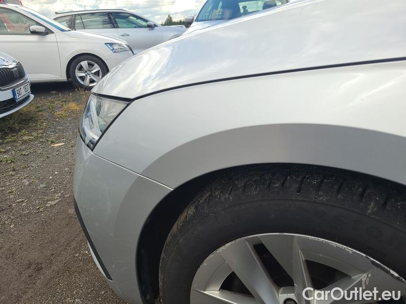  Skoda  Octavia  Lim. (NX3)(2020) Oct.Combi 1.5TSI 110 Style #4
