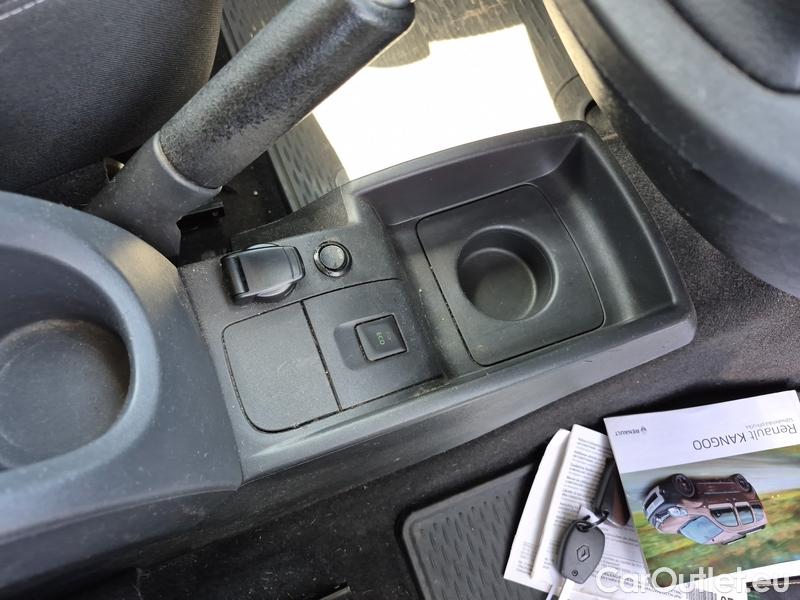  Renault  Kangoo  2 (2008)  1.5BdCi 95 Zen 5d #19