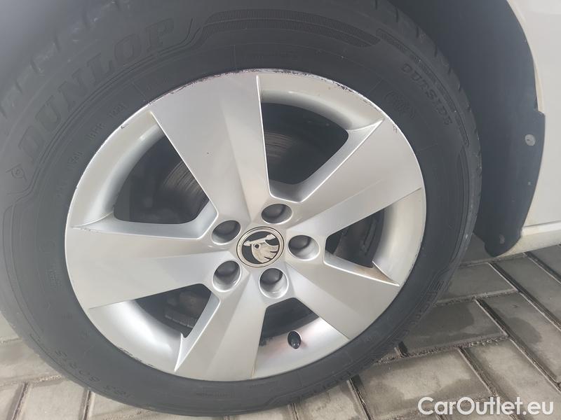  Skoda  Fabia  Combi (2015)  Com.1.0TSI 70 Ambition #4