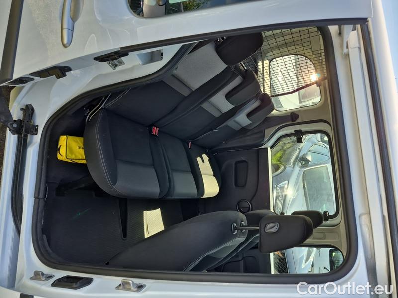  Renault  Kangoo  2 (2008)  1.5BdCi 95 Zen 5d #9