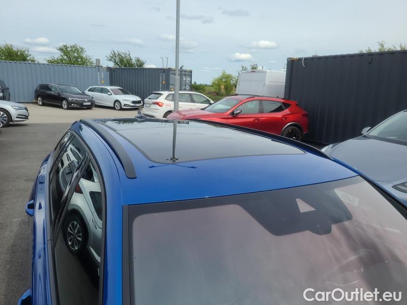  Skoda  Octavia  Combi (NX3)(2020) Oct.C.2.0TDI 110 Sportline  AT #18