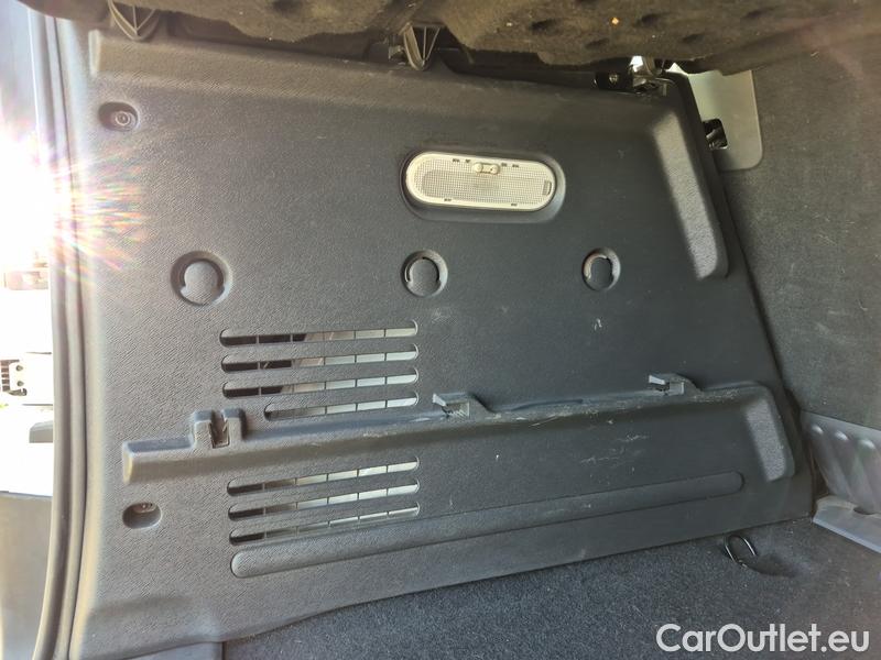  Renault  Kangoo  2 (2008)  1.5BdCi 95 Zen 5d #26
