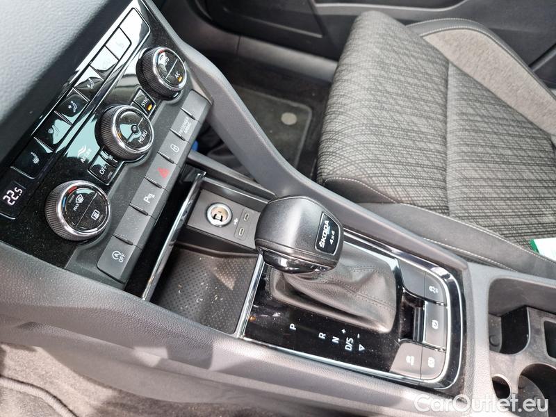  Skoda  Karoq  (NU)(2017->)  2.0TDI 110 4x4 Style AT #16