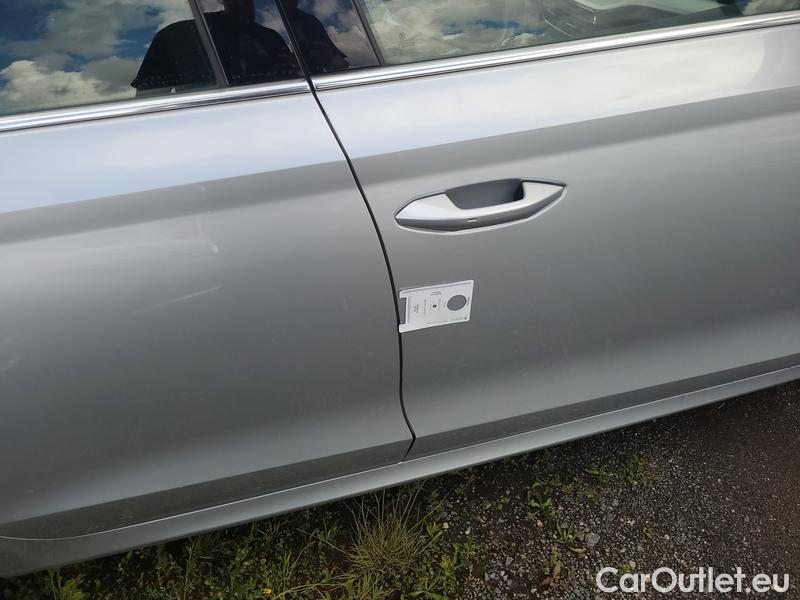  Skoda  Octavia  Lim. (NX3)(2020) Oct.Combi 1.5TSI 110 Style #14