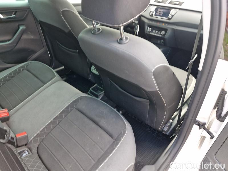  Skoda  Fabia  Combi (2015) Com.1.0TSI 70 Ambition 5d #36