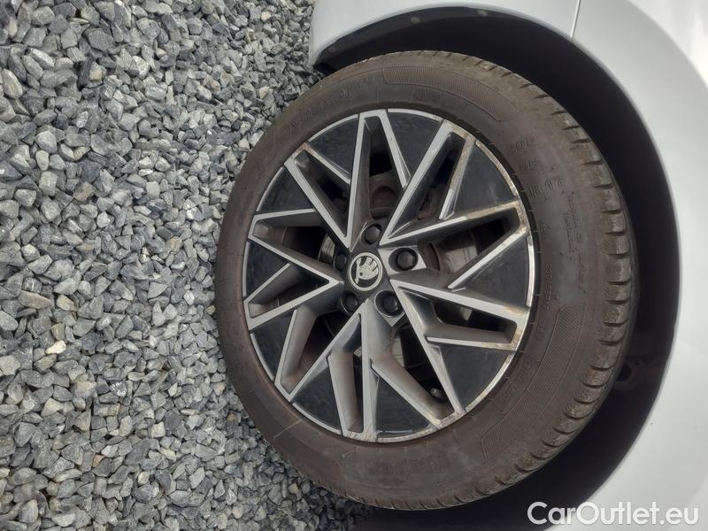  Skoda  Octavia  Combi (NX3)(2020) Oct.Combi 2.0TDI 85 Style #3