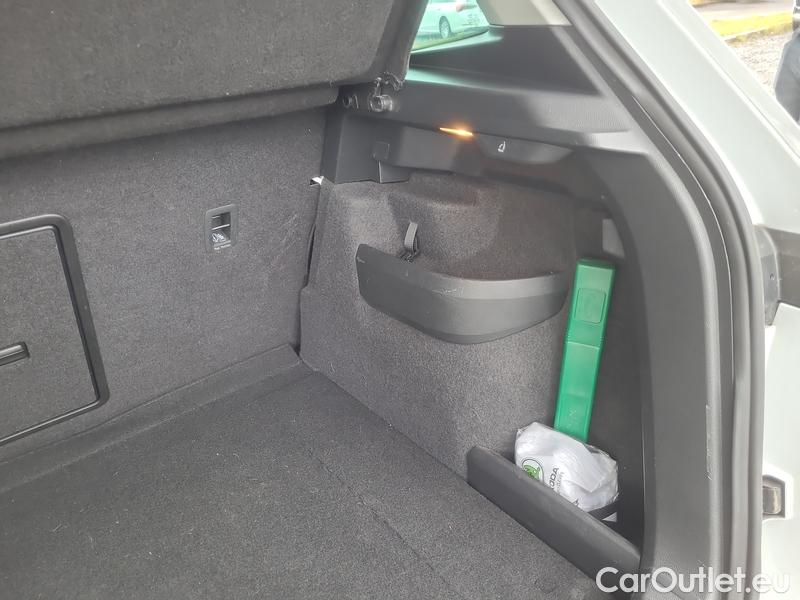  Skoda  Karoq  (NU)(2017->)  1.5TSI 110 ACT Ambition #11