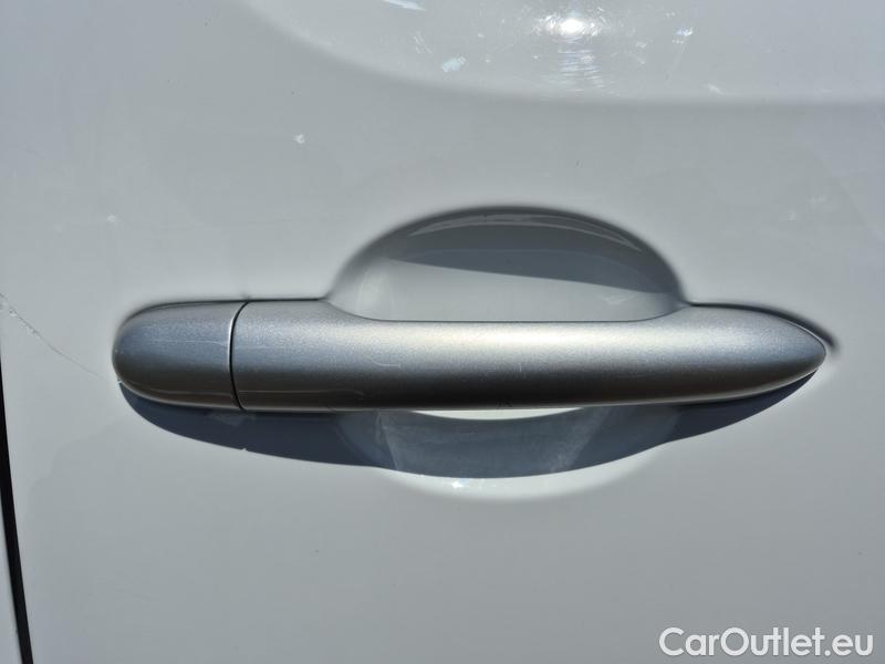  Renault  Kangoo  2 (2008)  1.5BdCi 95 Zen 5d #28