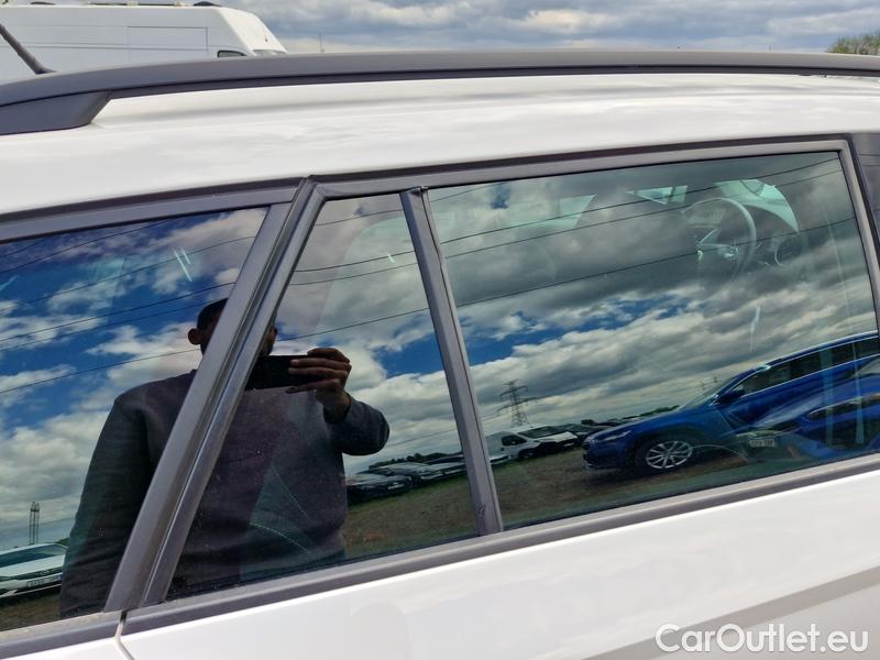  Skoda  Fabia  Combi (2015) Com.1.0TSI 70 Ambition 5d #33