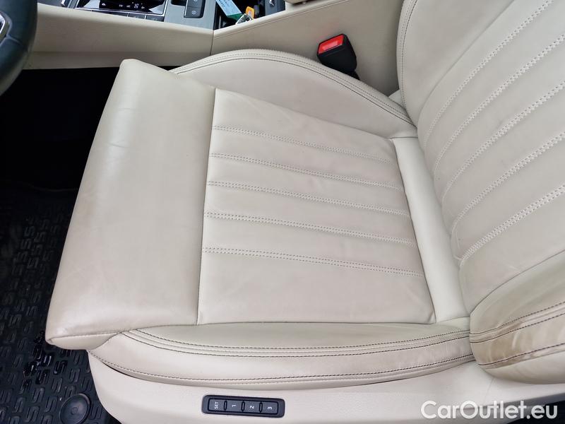  Skoda  Superb  (3V3)(2015) Supe.2.0TDI 147 Style 4x4 Aut #5