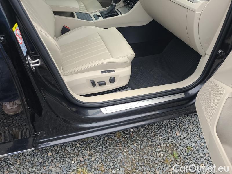  Skoda  Superb  Combi (3V5)(2015) Sup.C.FL2.0TDI 110 L&K AT #26
