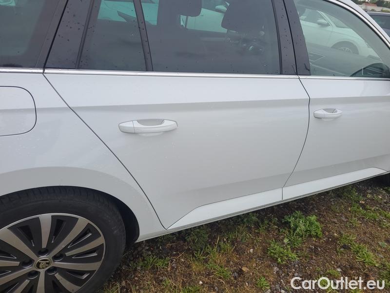  Skoda  Superb  Combi (3V5)(2015) Sup.C.FL2.0TDI 110 Style AT #13