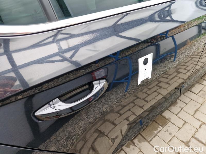  Skoda  Superb  (3V3)(2015) Supe.2.0TDI 147 Style 4x4 Aut #11