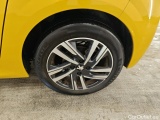  Peugeot  208 Peugeot  Allure 1.2 PureTech 75 5d #24