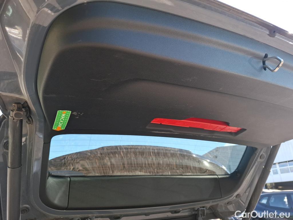  Bmw  X1 BMW  / 2022 / 5P / SUV sDrive18d Business Design DKG7 #9
