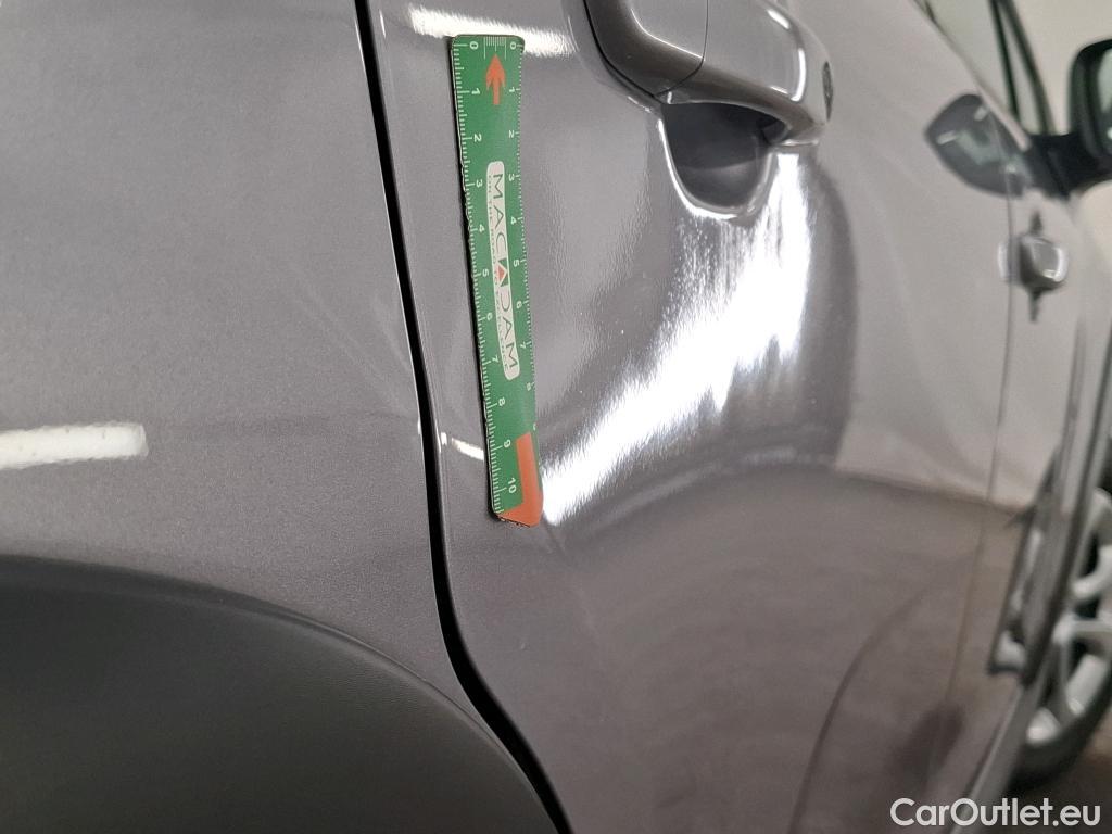  Citroen  C3  Feel Business 1.2 PureTech 80CV BVM5 E6d #3